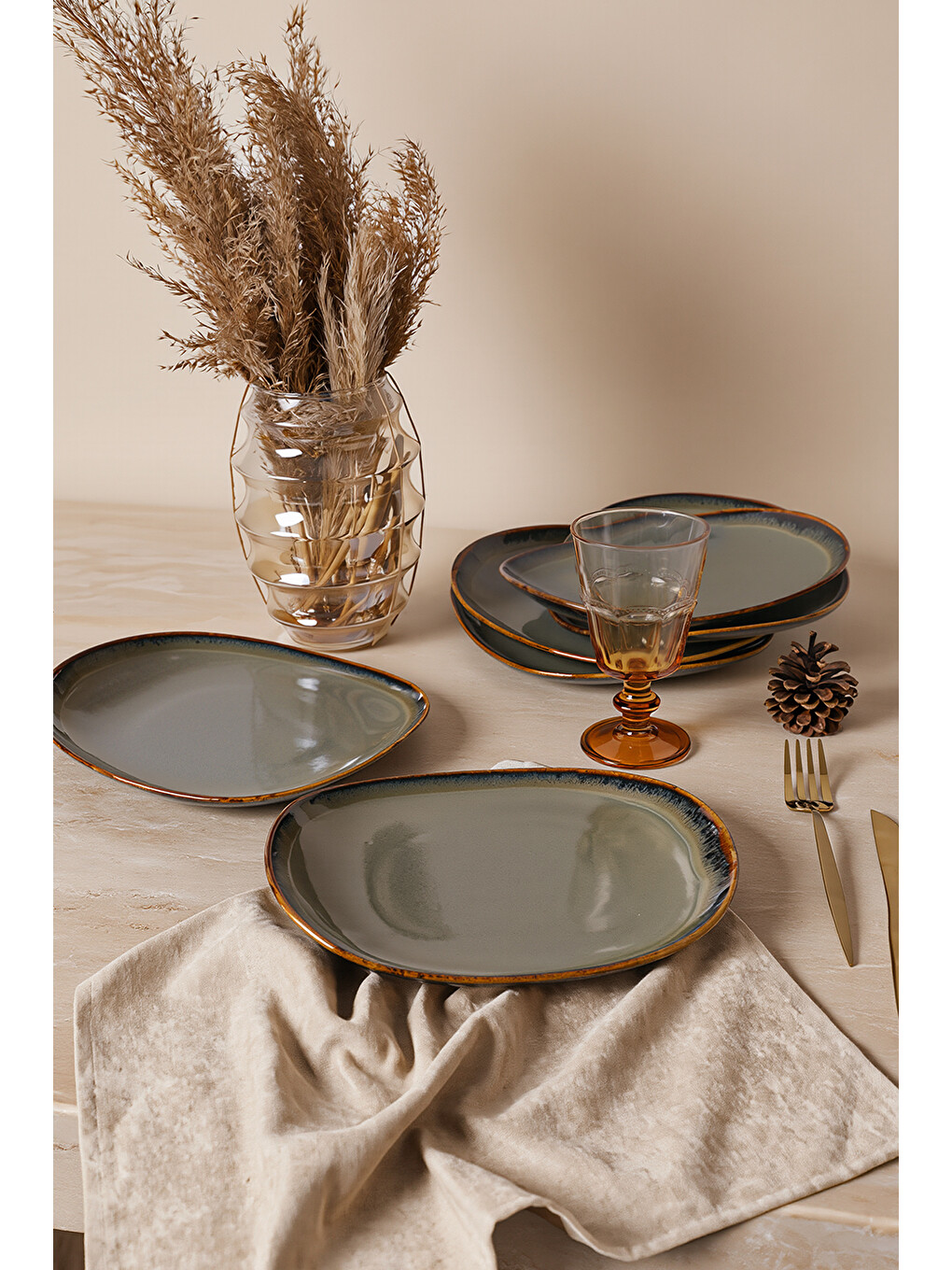 Karışık Reaktif Yeşil İsabella Pasta Tabağı 25 Cm 6 Adet-1