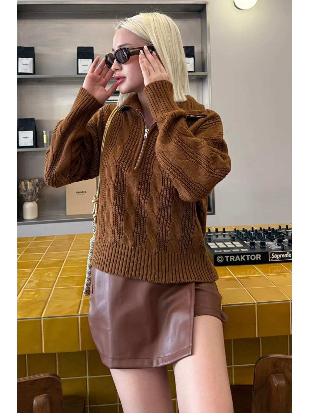 Kahverengi Örgü Desenli Kadın Triko Kazak Mg2546-7