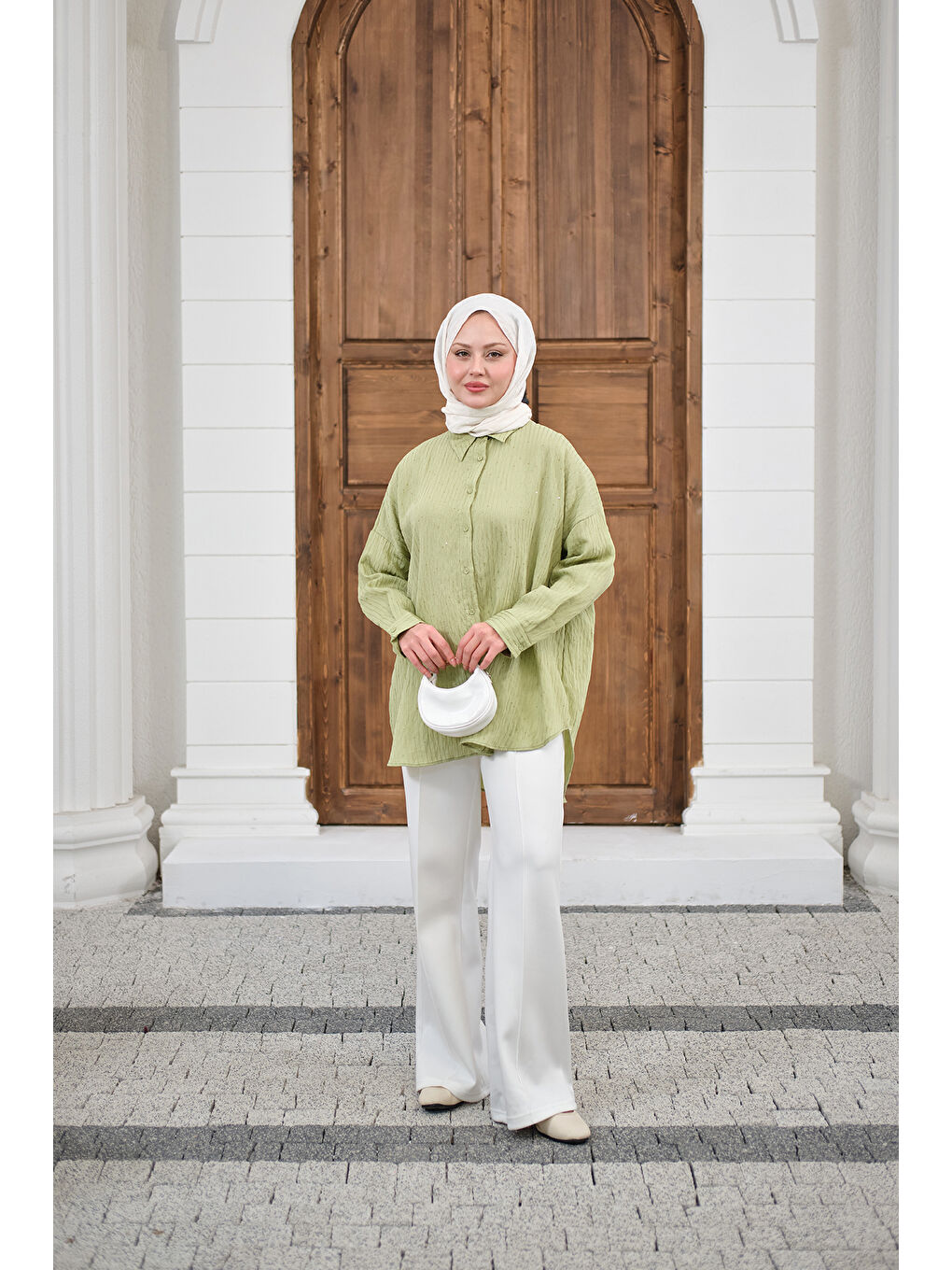 Kadın Pul Detaylı Kendinden Desen Gömlek Fıstık Yeşil-4