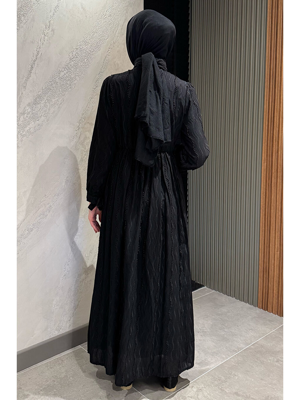 Siyah Kadın Bisiklet Yaka Bilek Bağlamalı Tesettür Fistolu Elbise-7