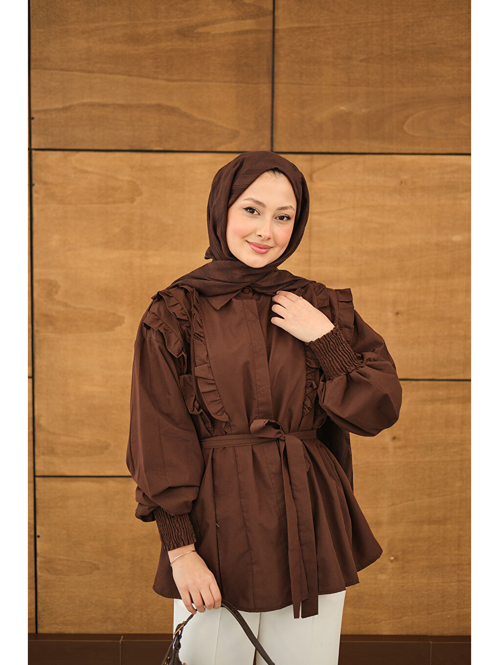 Kadın Fırfır Detaylı Gömlek Kahverengi