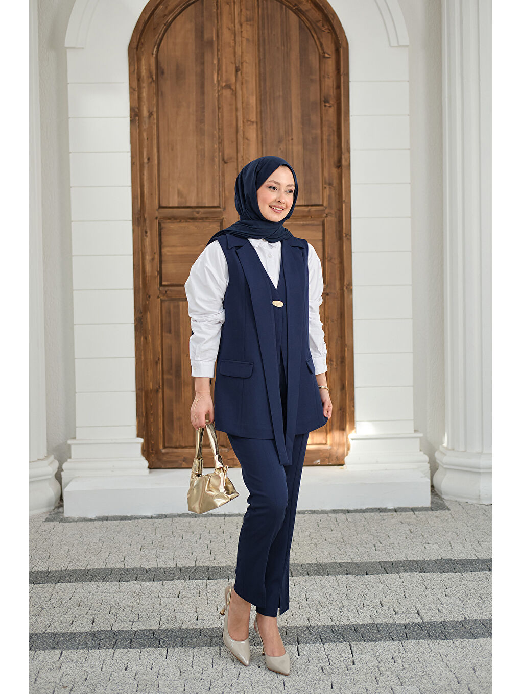 Kadın Gold Düğme Detaylı Yelekli Takım Lacivert-3