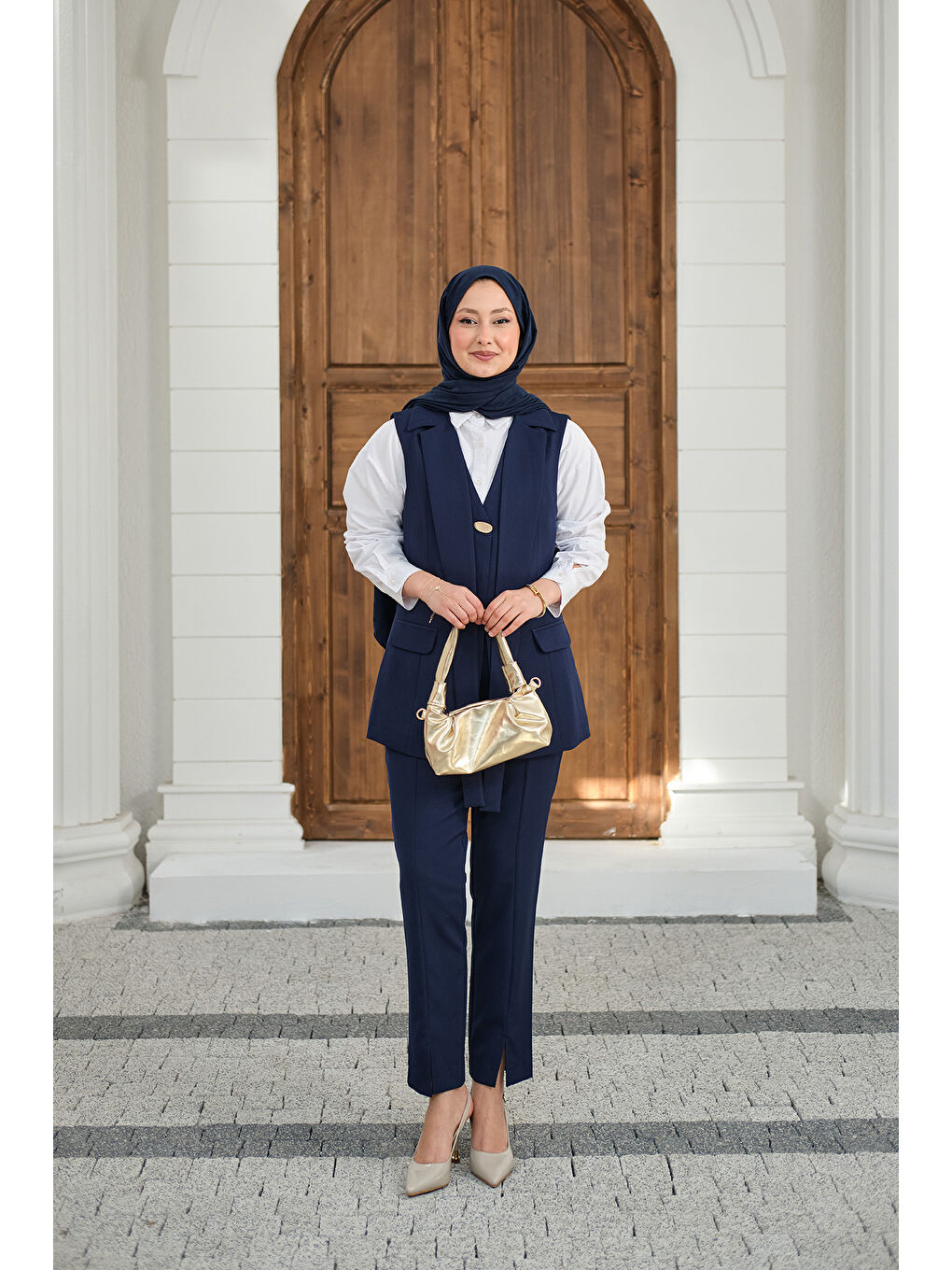 Kadın Gold Düğme Detaylı Yelekli Takım Lacivert-4