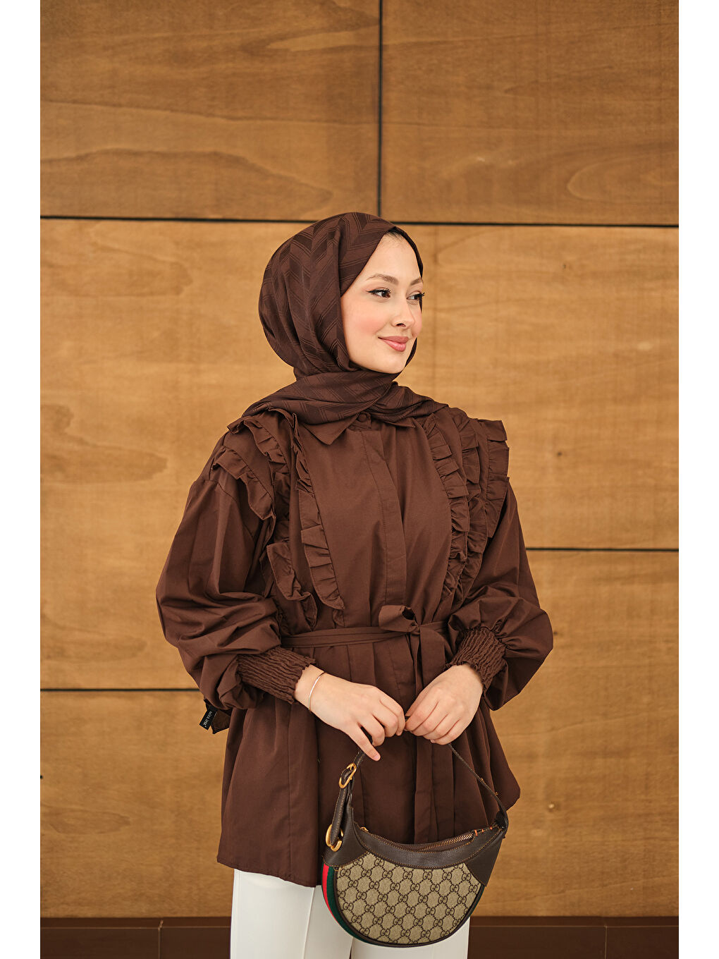 Kadın Fırfır Detaylı Gömlek Kahverengi-2