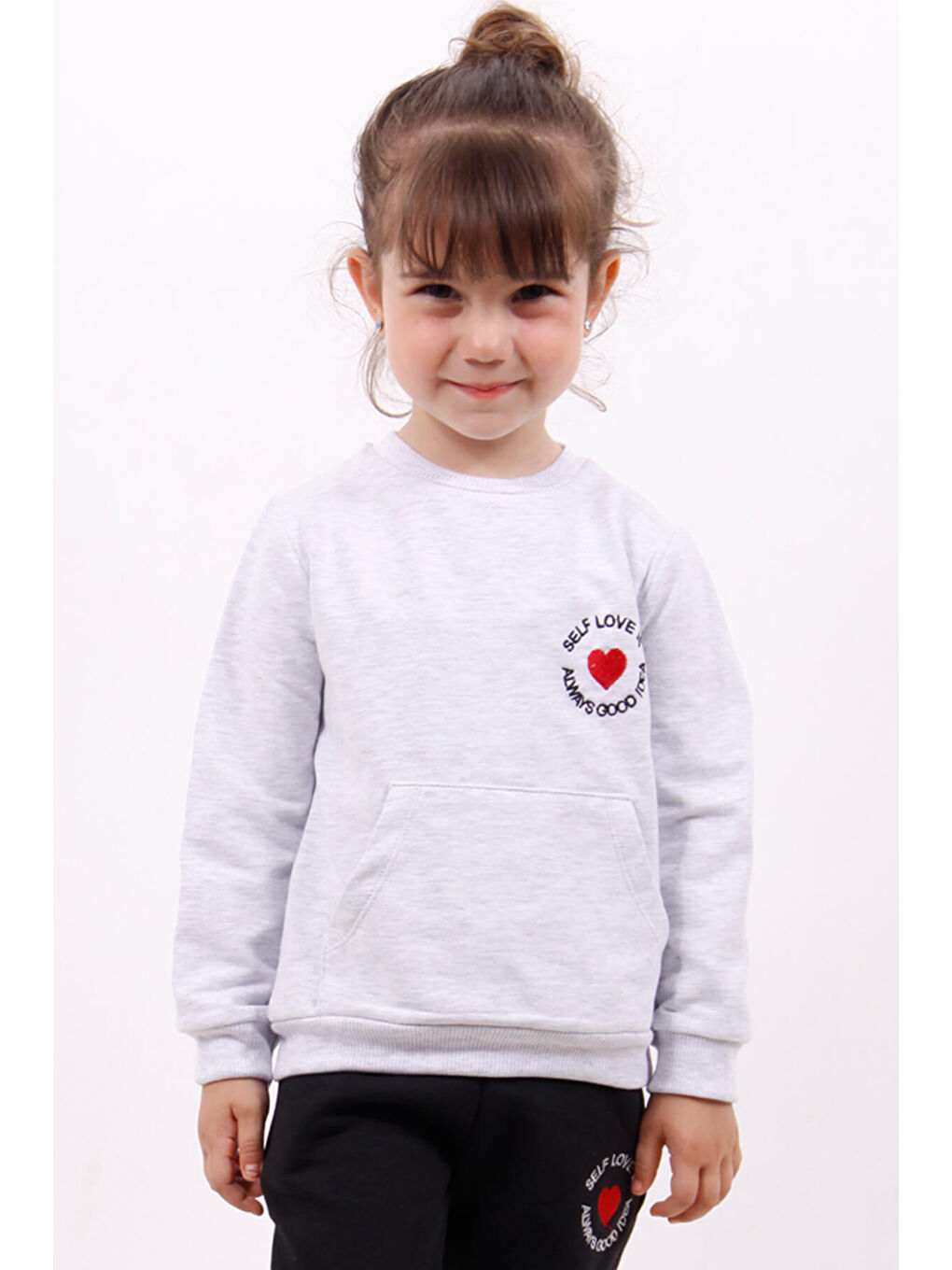 Gri Kız Çocuk Göğsü Kalp Nakışlı Sweatshirt-1
