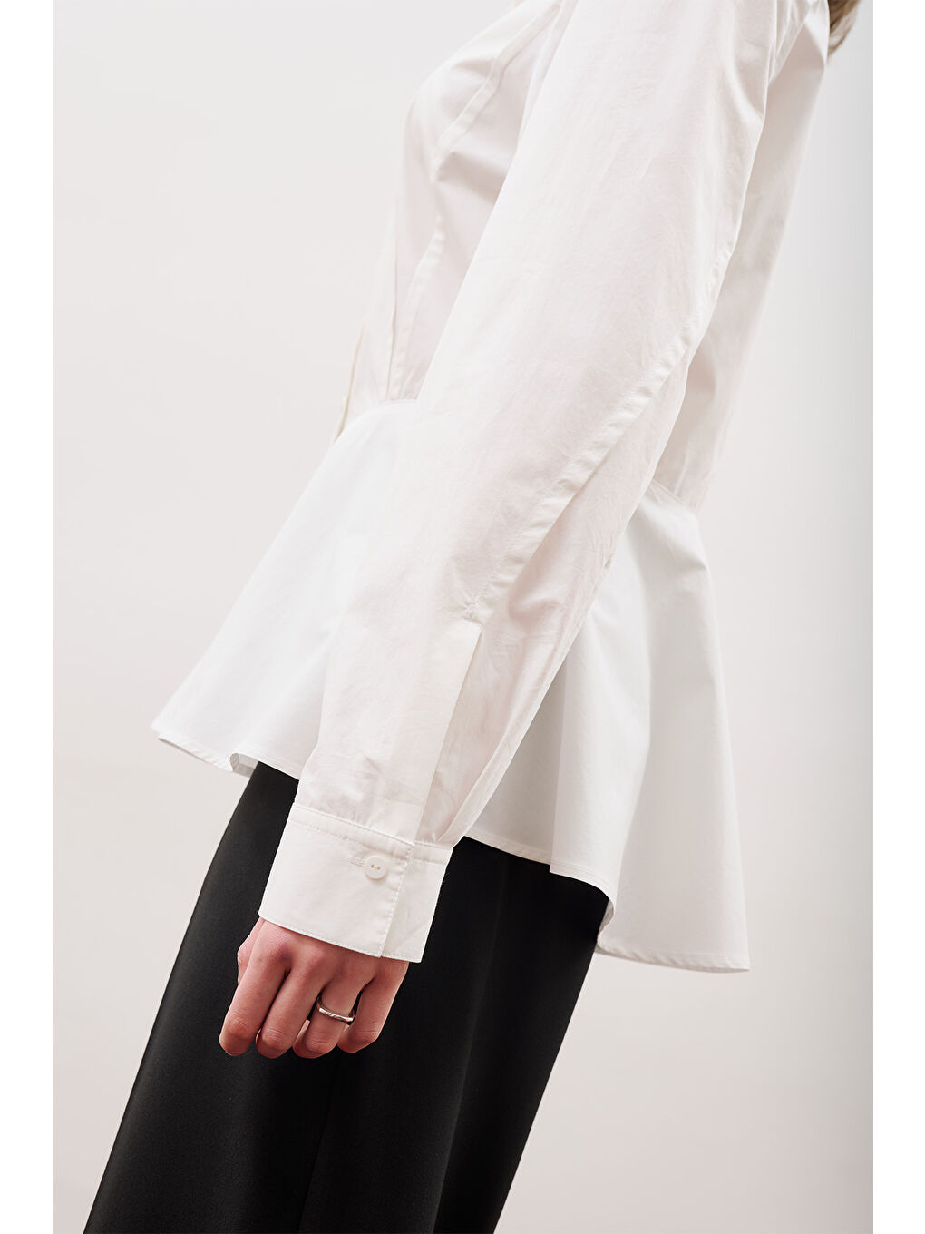 Peplum Oturan Gömlek Ekru-4