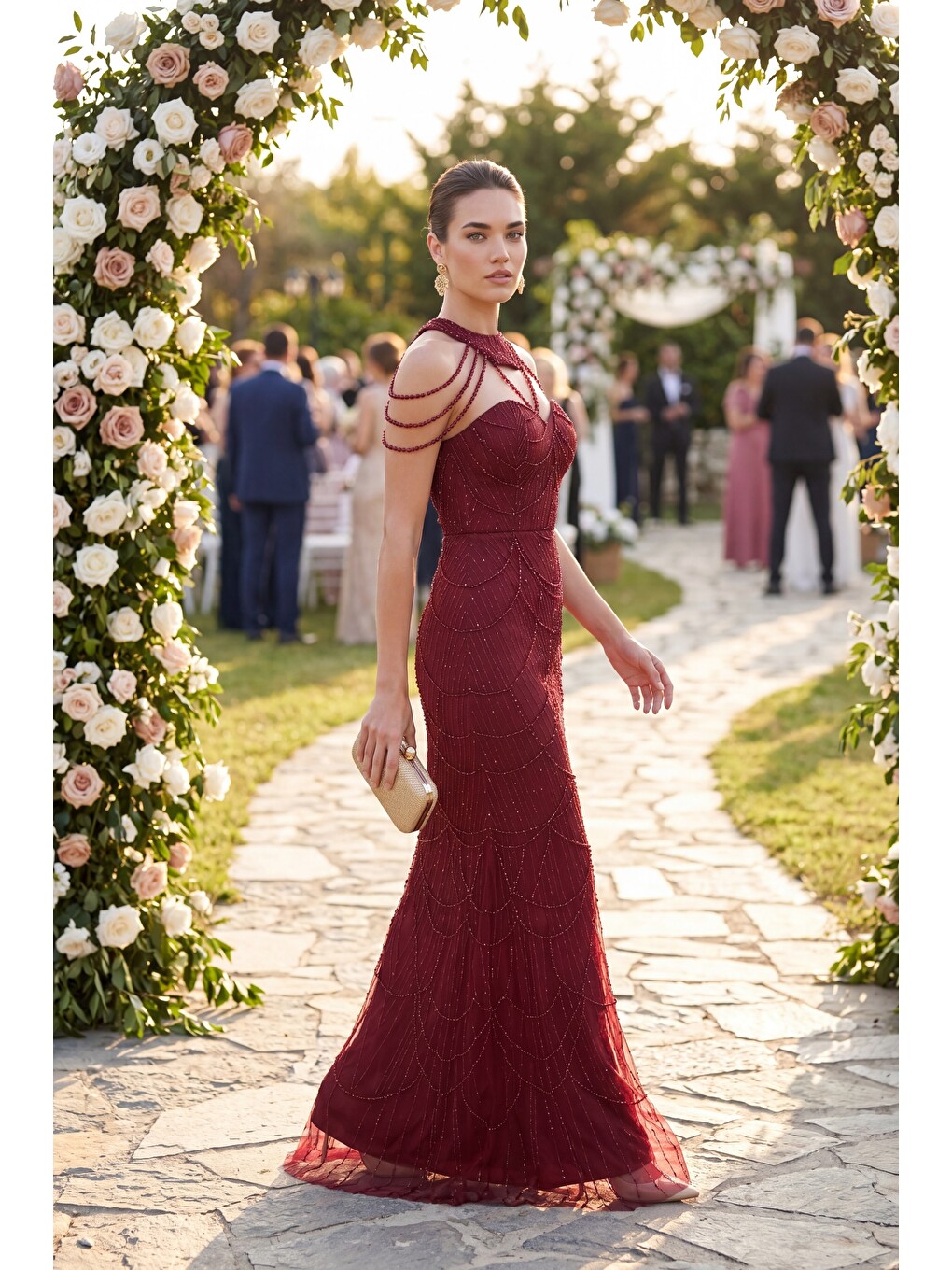 Kadın Bordo Yaka Detay Boncuklu Uzun Abiye Elbise-4
