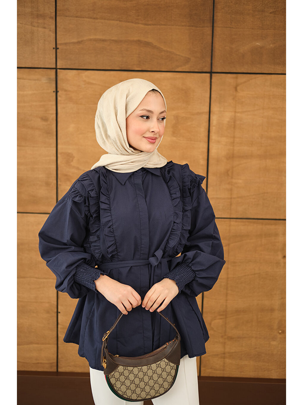 Kadın Fırfır Detaylı Gömlek Lacivert-2