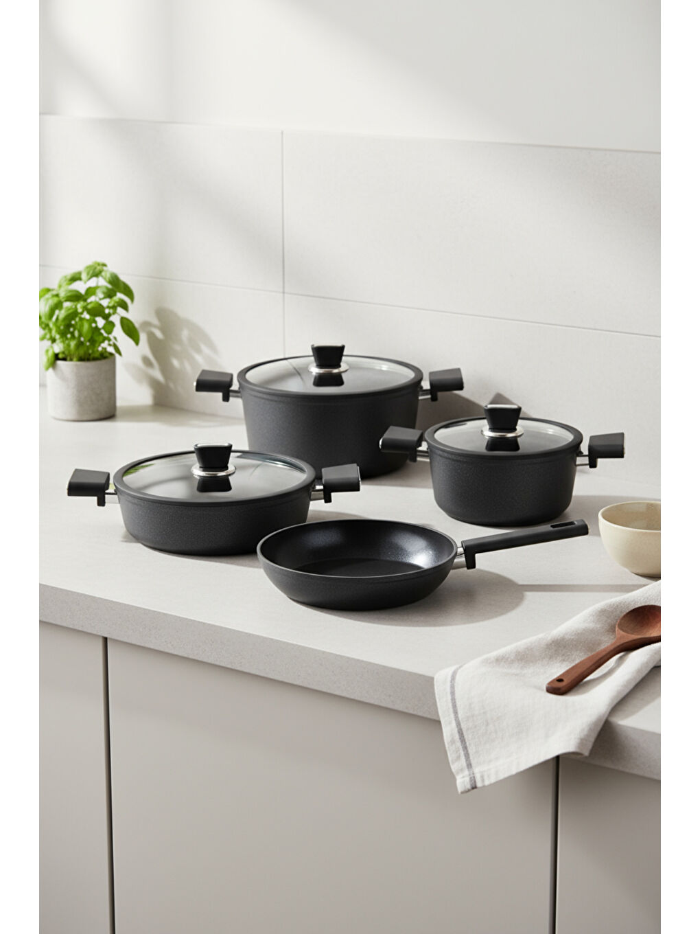 Siyah Mayasa 7 Parça Seramik Tencere Seti-1