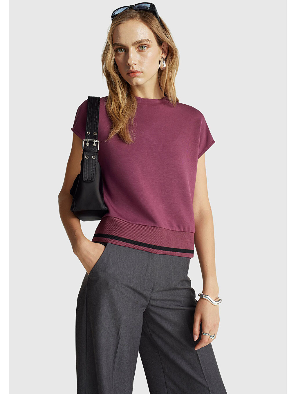 Kadın Mürdüm Modal Karışımlı Beli Çizgi Detaylı Kolsuz Sweatshirt-4