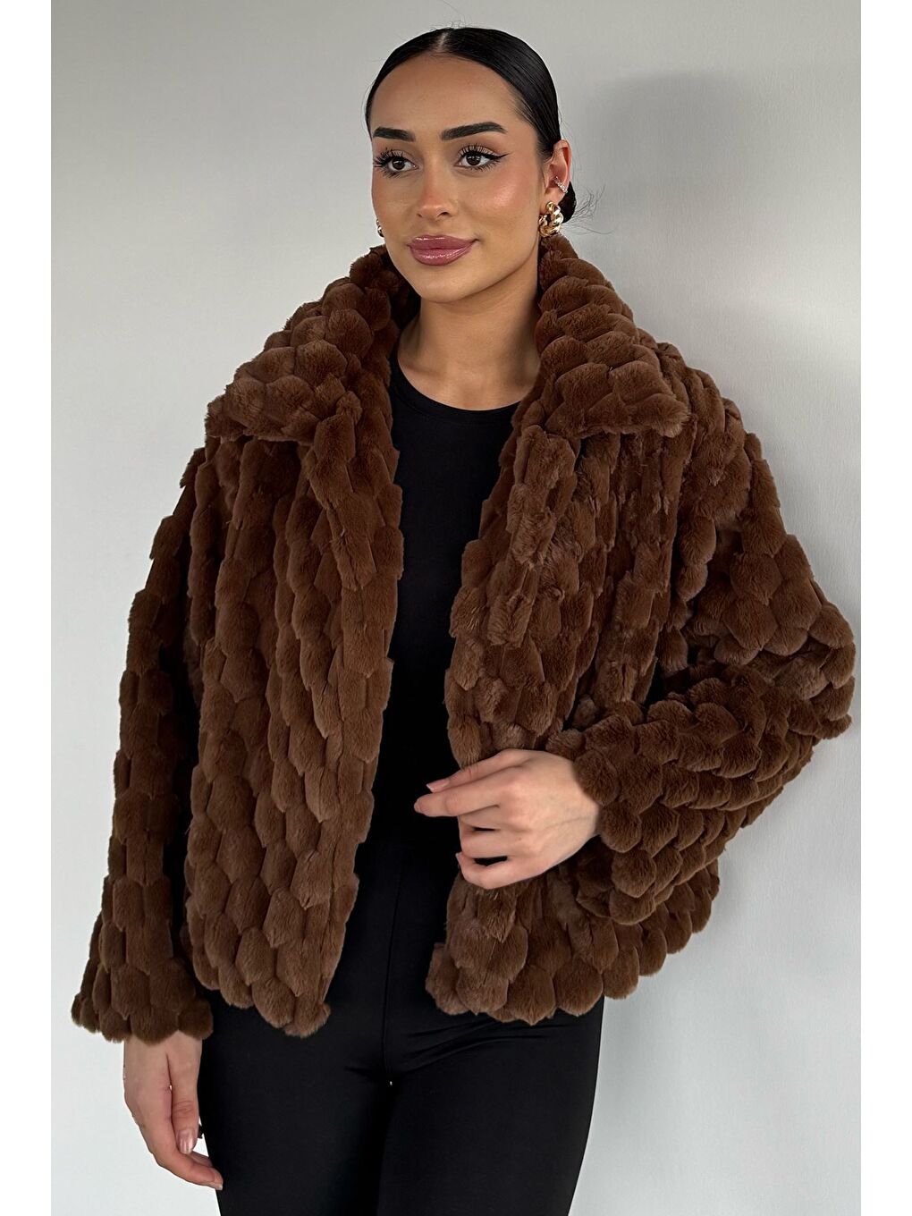 Kahverengi Kadın İç Astarlı Pelüş Mont-2