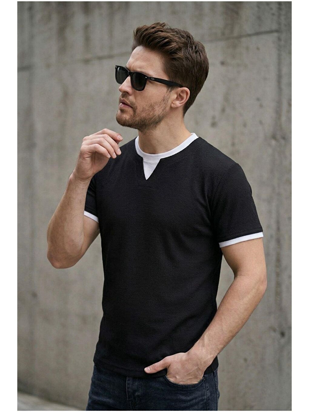 Siyah Prey Vaffle Dokulu Çift Yaka Görünümlü Slim Fit Erkek Tişört-1