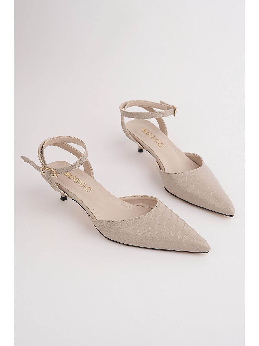 Bej KİCK Kadın Kroko Desenli Sivri Burun İnce Topuklu Bilekten Bağlamalı Ayakkabı-1