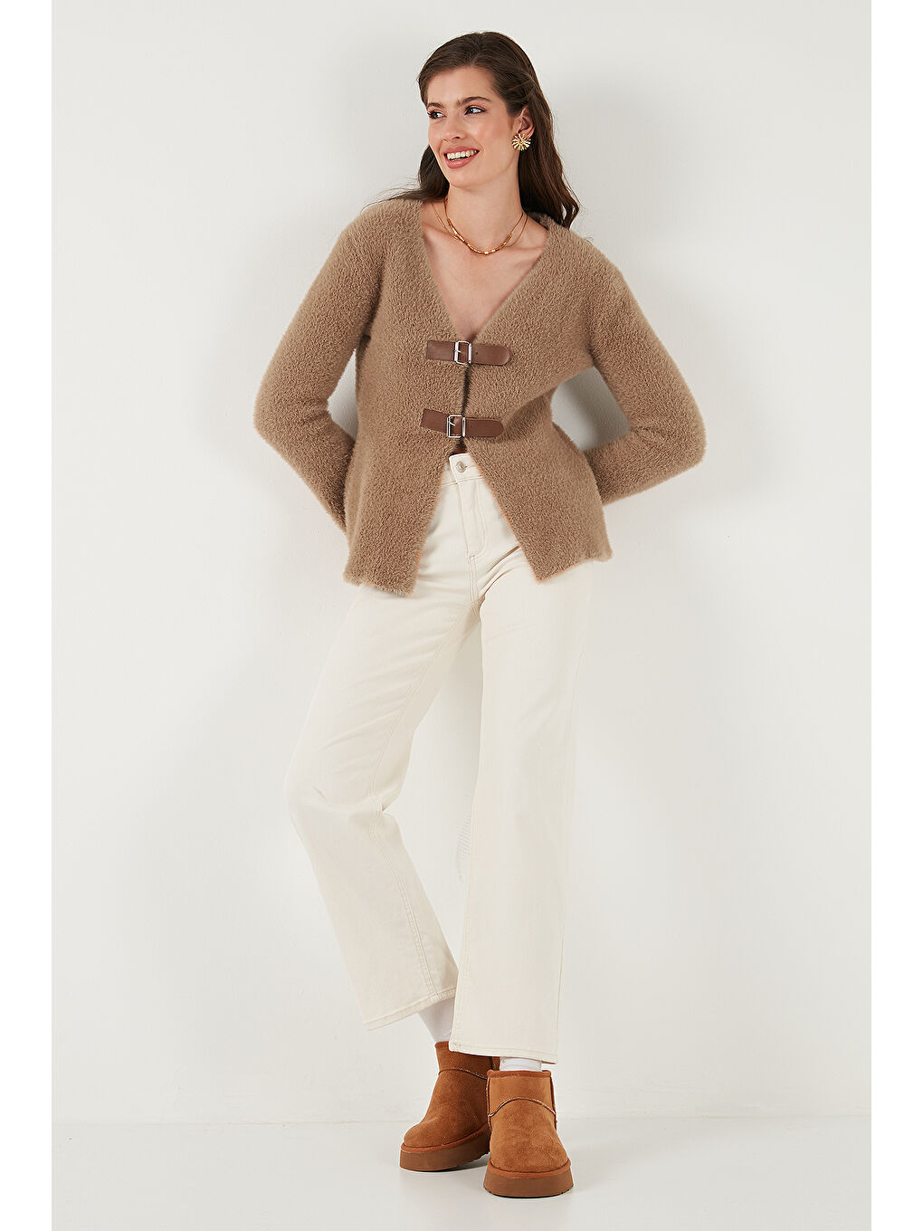 Bej Premium Regular Fit V Yaka Çift Kemerli Pelüş Hırka 680HI00112-2