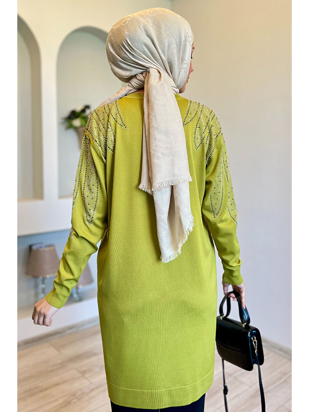 Yeşil Omuz Taşlı Tesettür Triko Tunik-6