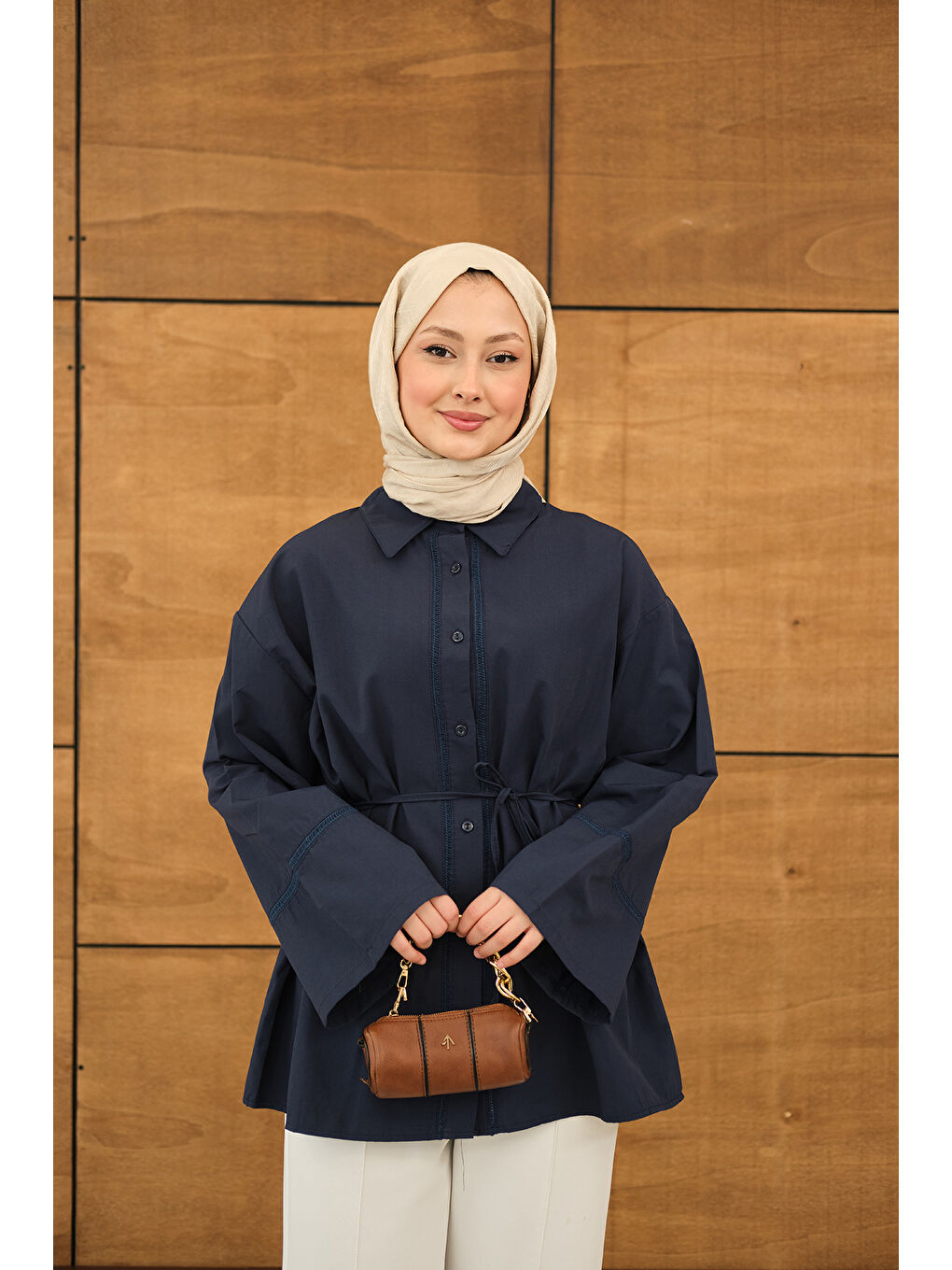 Kadın Dantel Detay Bel Bağlamalı Gömlek Lacivert-2