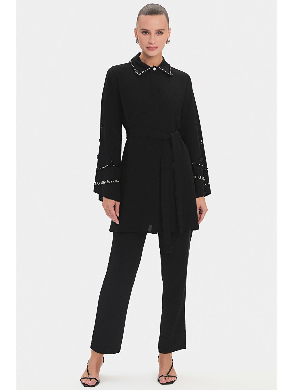 Siyah Kadın Işleme Detaylı Gömlek Pantolon Takım