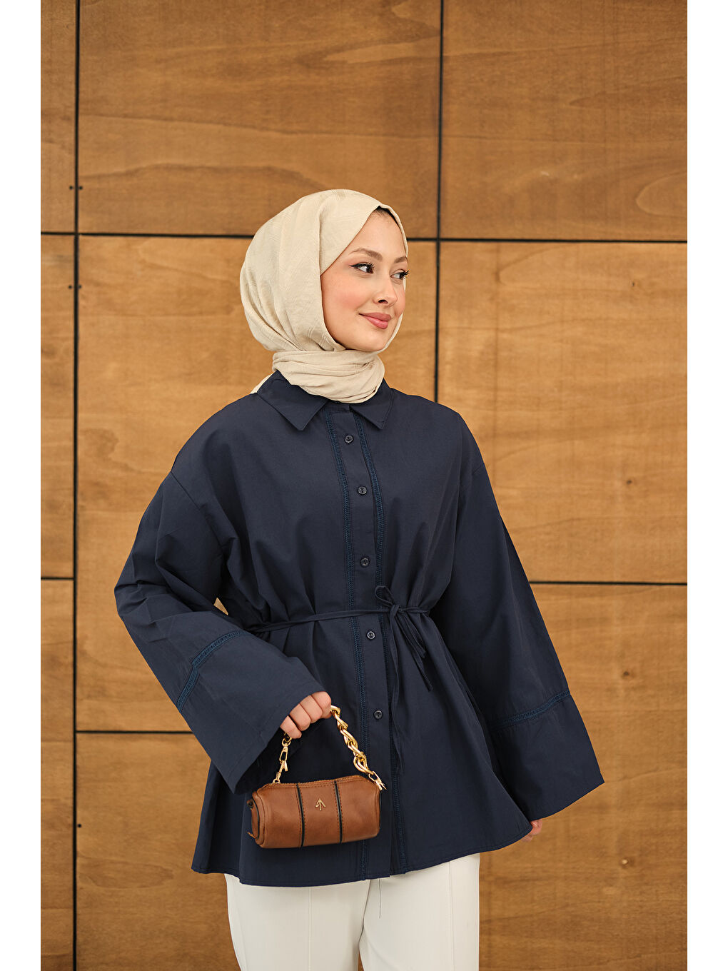 Kadın Dantel Detay Bel Bağlamalı Gömlek Lacivert-4