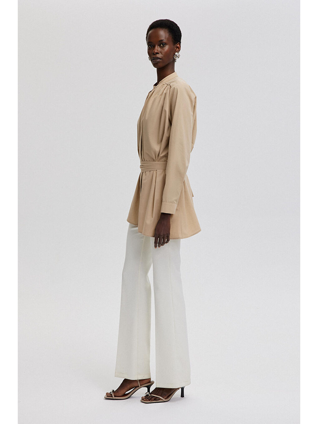 Bej Belden Bağlamalı Gömlek-2