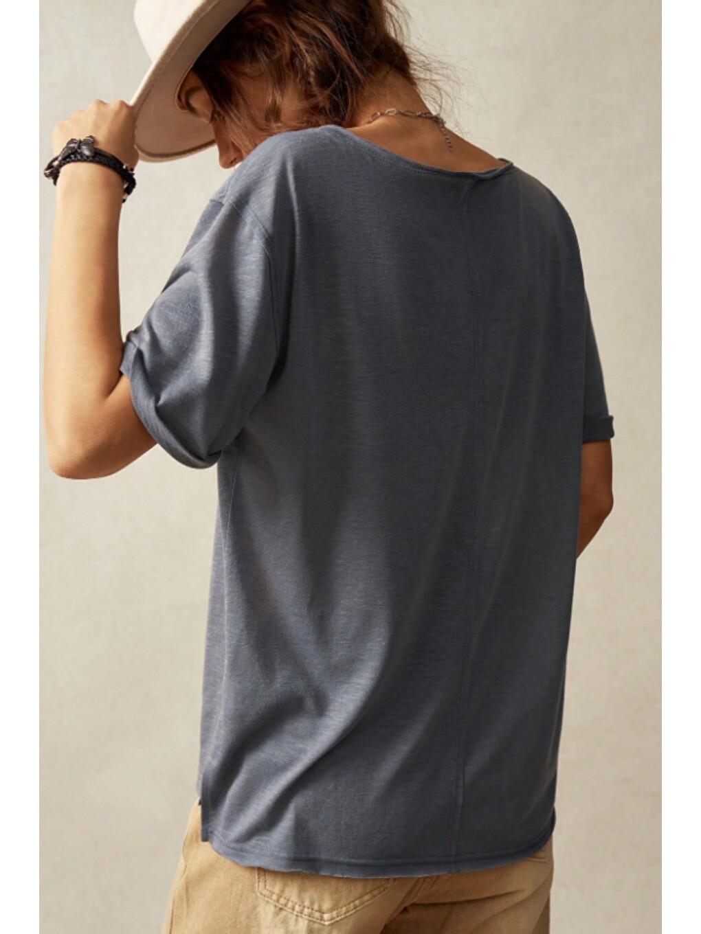 Antrasit Kadın Lacivert Oversize-Salaş V Yaka Basic Tişört-5