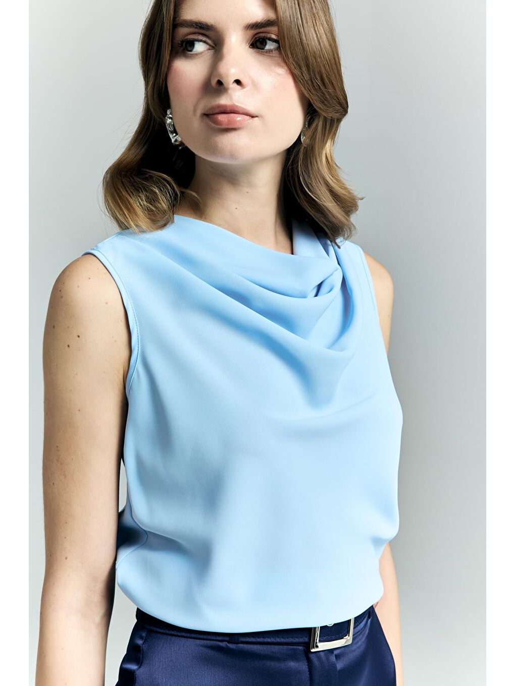 Degaje Yaka Kolsuz Bluz - Mavi-1