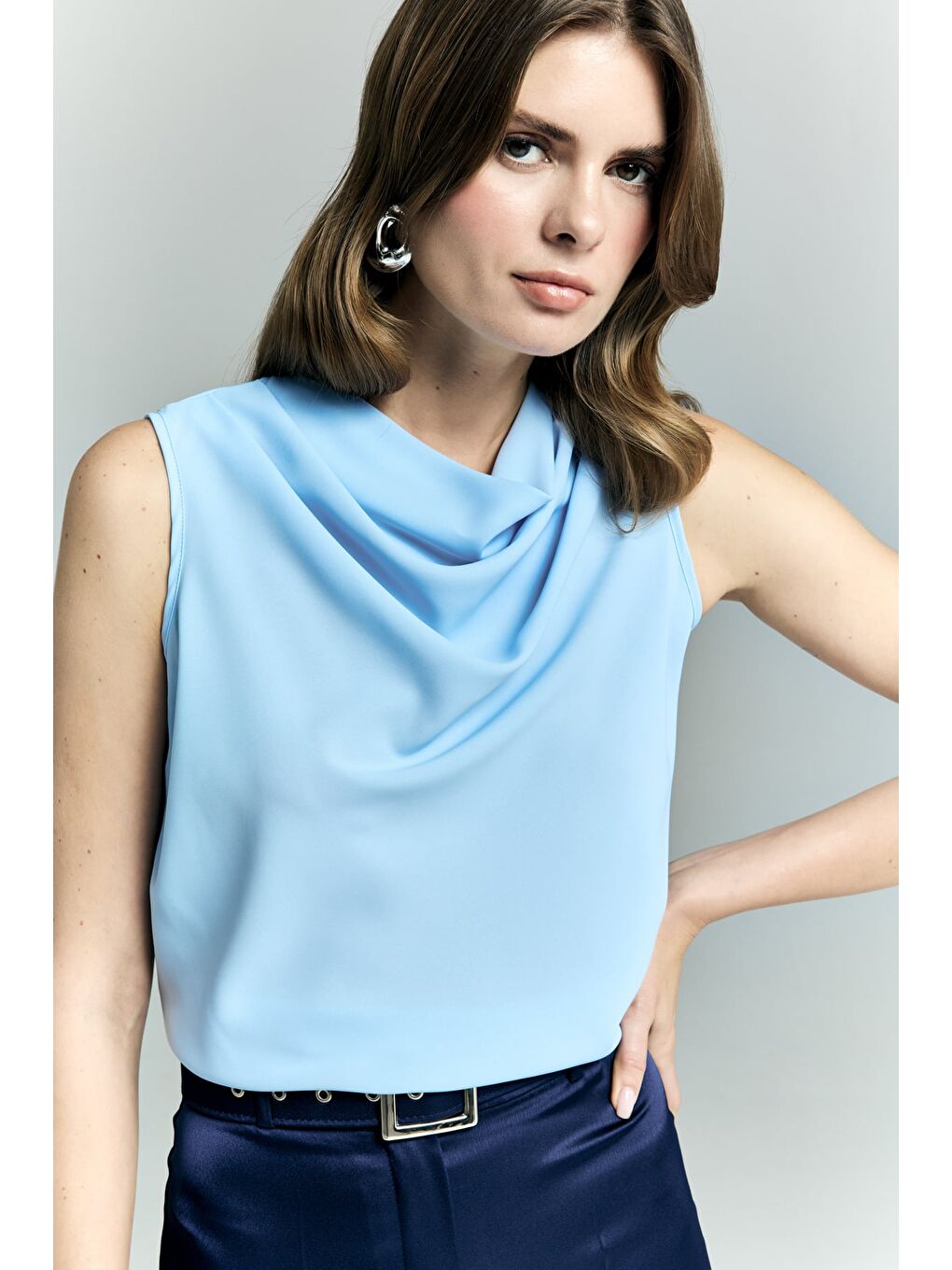 Degaje Yaka Kolsuz Bluz - Mavi-2