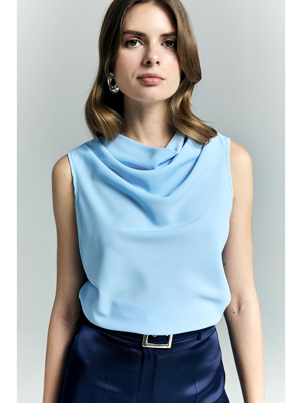 Degaje Yaka Kolsuz Bluz - Mavi-4