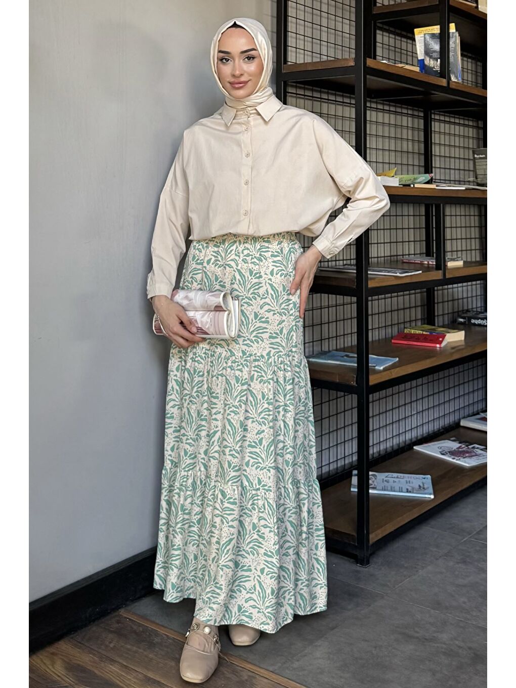 Bej Kadın Üç Kat Desenli Tesettür Viskon Etek