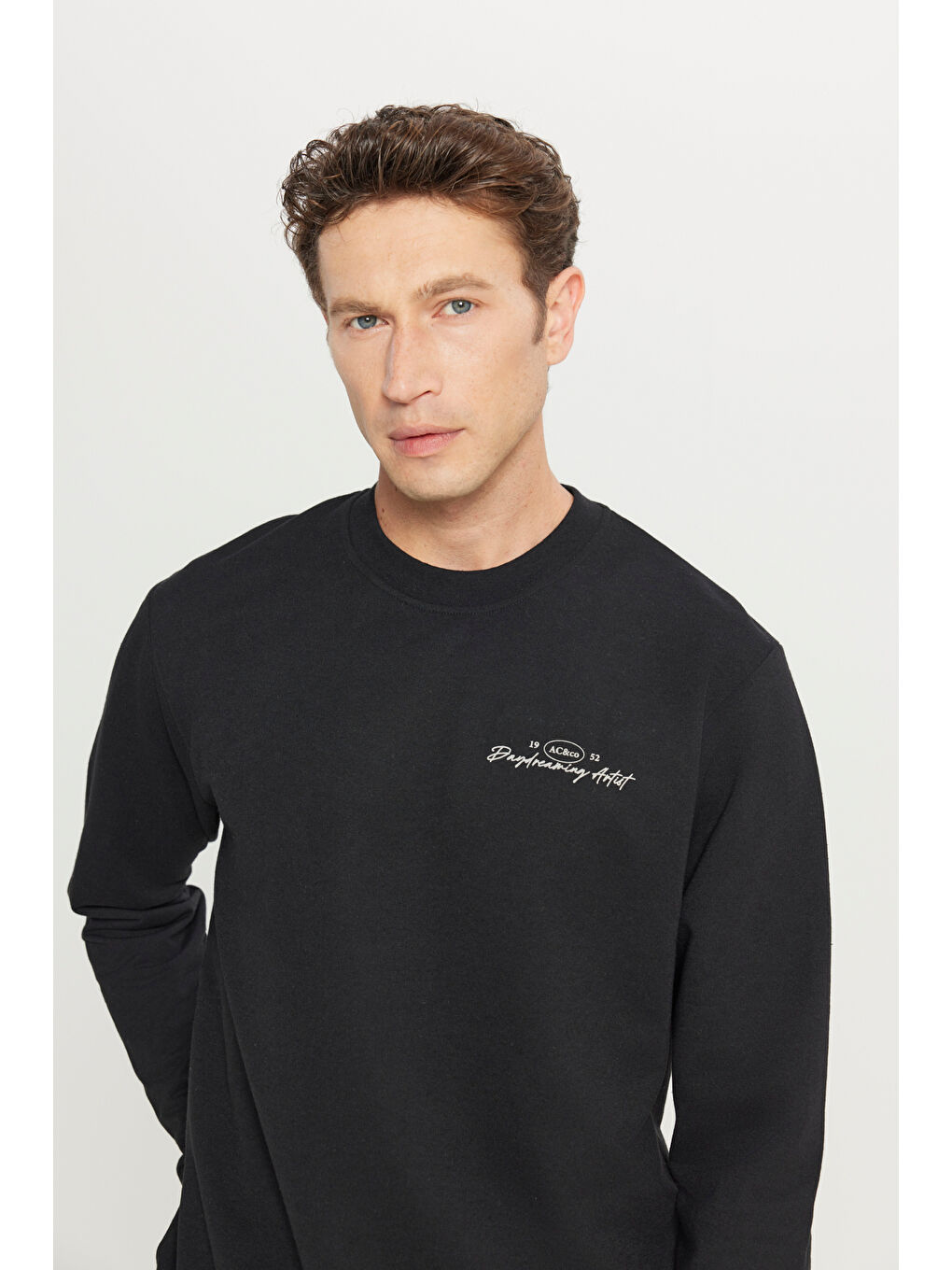 Erkek Siyah 2 İplik Pamuklu Standart Fit Normal Kesim Rahat Bisiklet Yaka Sweatshirt-4