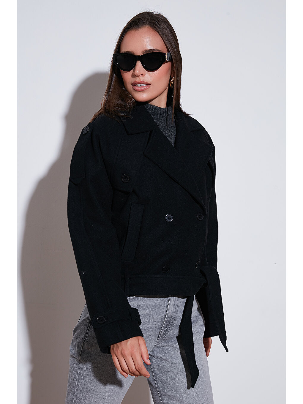 Siyah Pamuklu Regular Fit Yumuşak Dokulu Kaşe Kısa Kaban 6810286