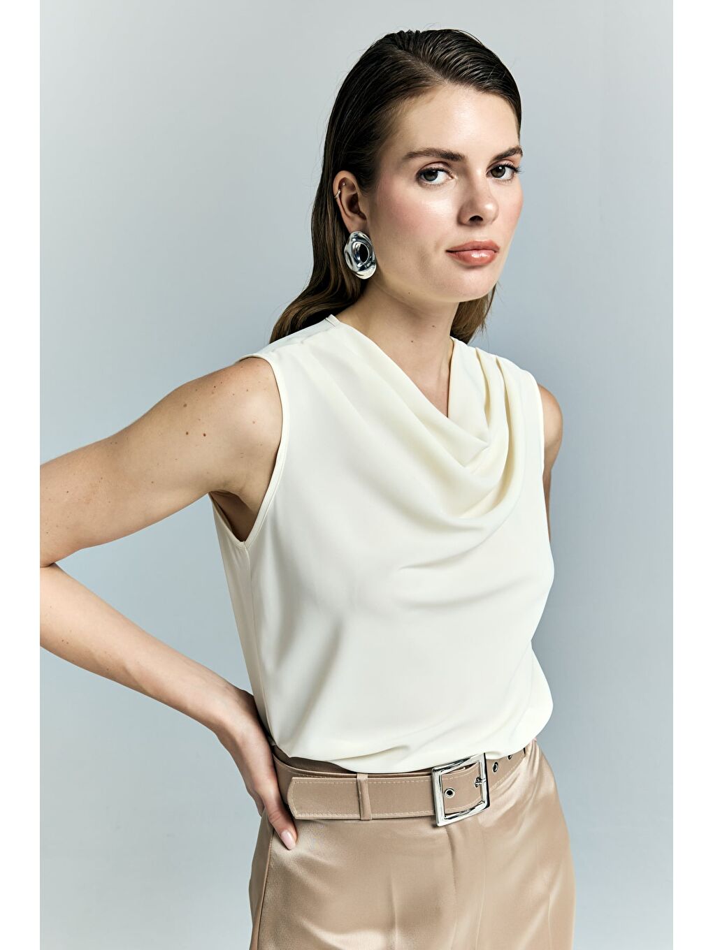 Degaje Yaka Kolsuz Bluz - Sarı-2