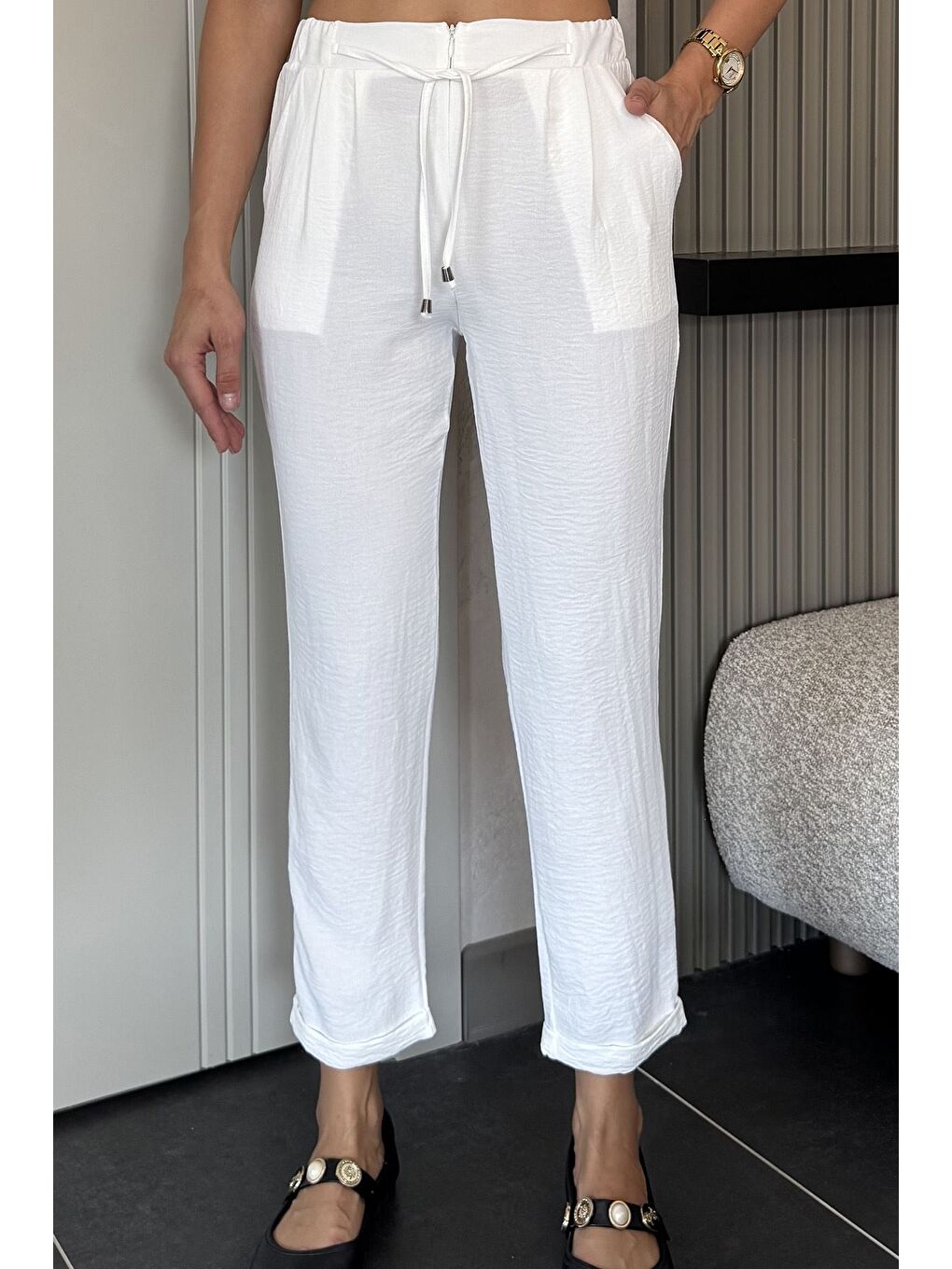 Ekru Bel Lastikli Bağcıklı Pantolon