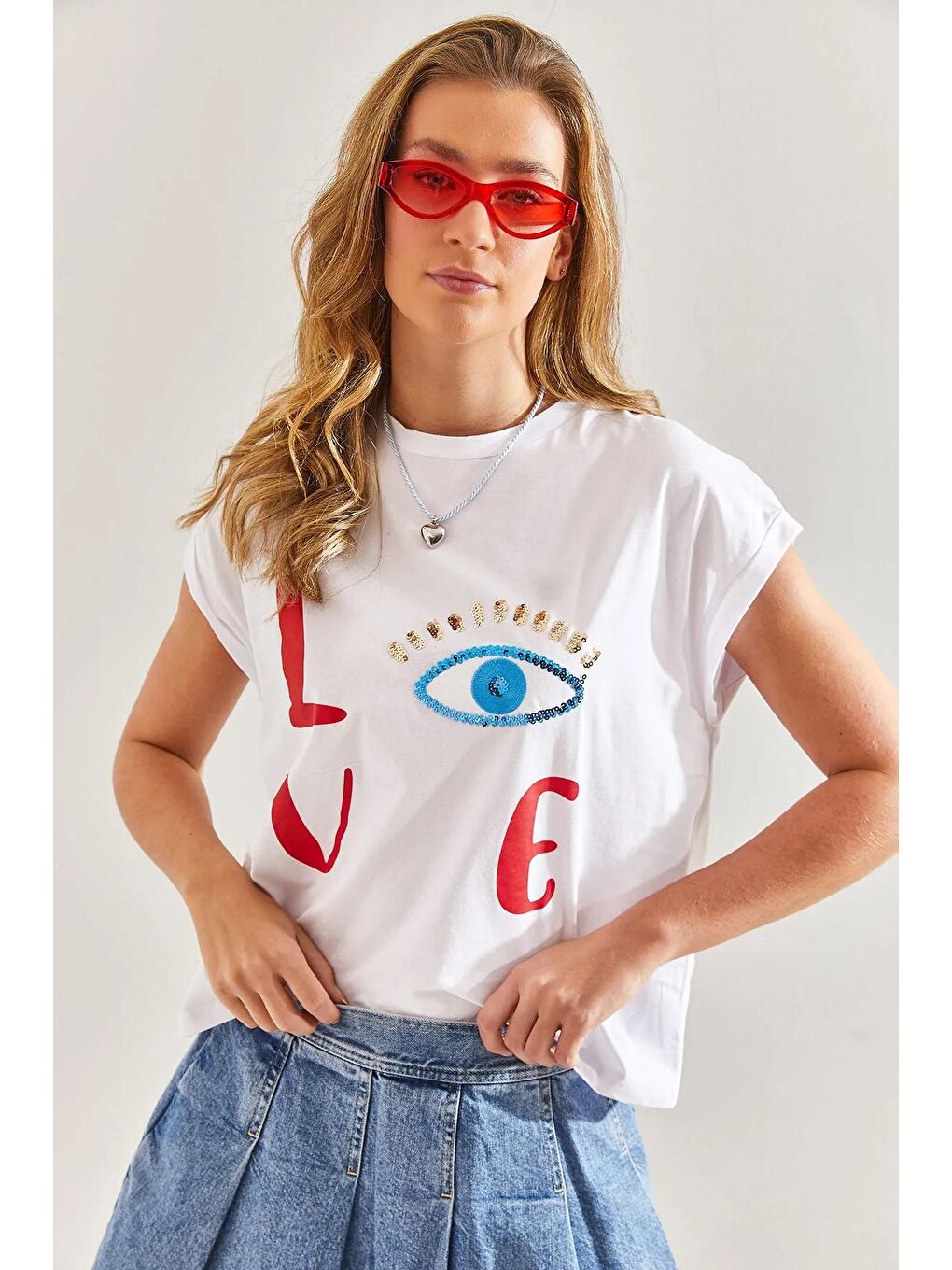 Beyaz Kadın Nakış İşlemeli ve Baskılı Penye Tshirt 60171001-4