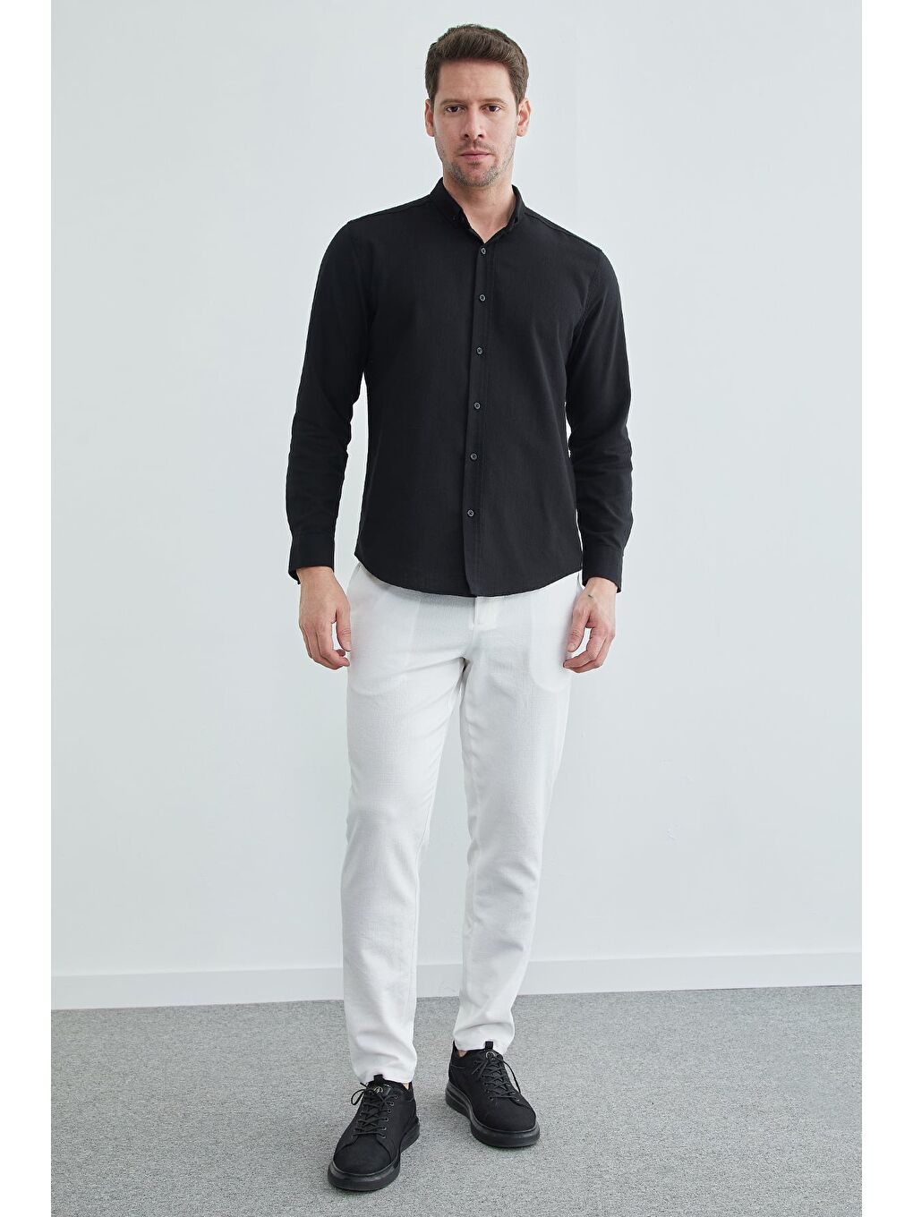 Beyaz Beli Lastikli Bağcıklı Jogger Pantolon