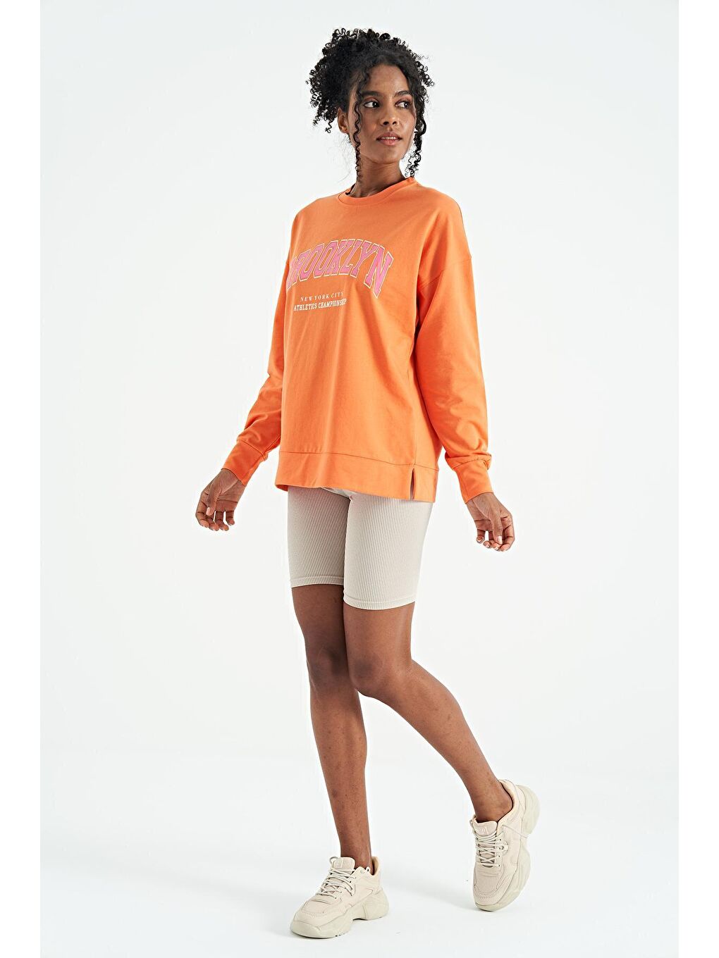 Veryperi Turuncu Oranj Bisiklet Yaka Rahat Kalıp Basic Kadın Sweatshirt - 02106 - 4