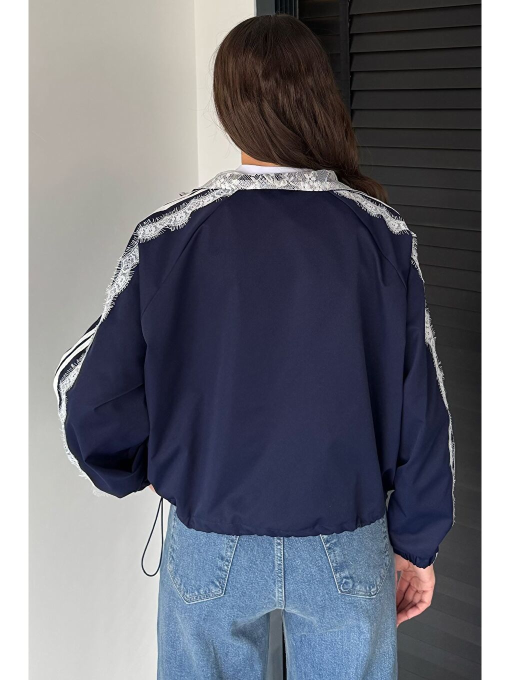 Lacivert Çift Taraflı Giyilebilir Dantel Detaylı Tarz Mont-2