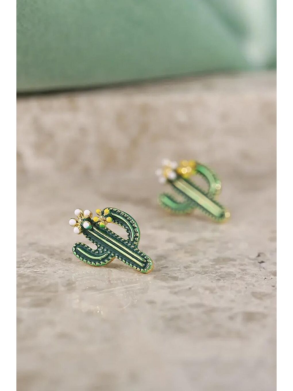 Sarı Mini Kaktüs Küpe-1