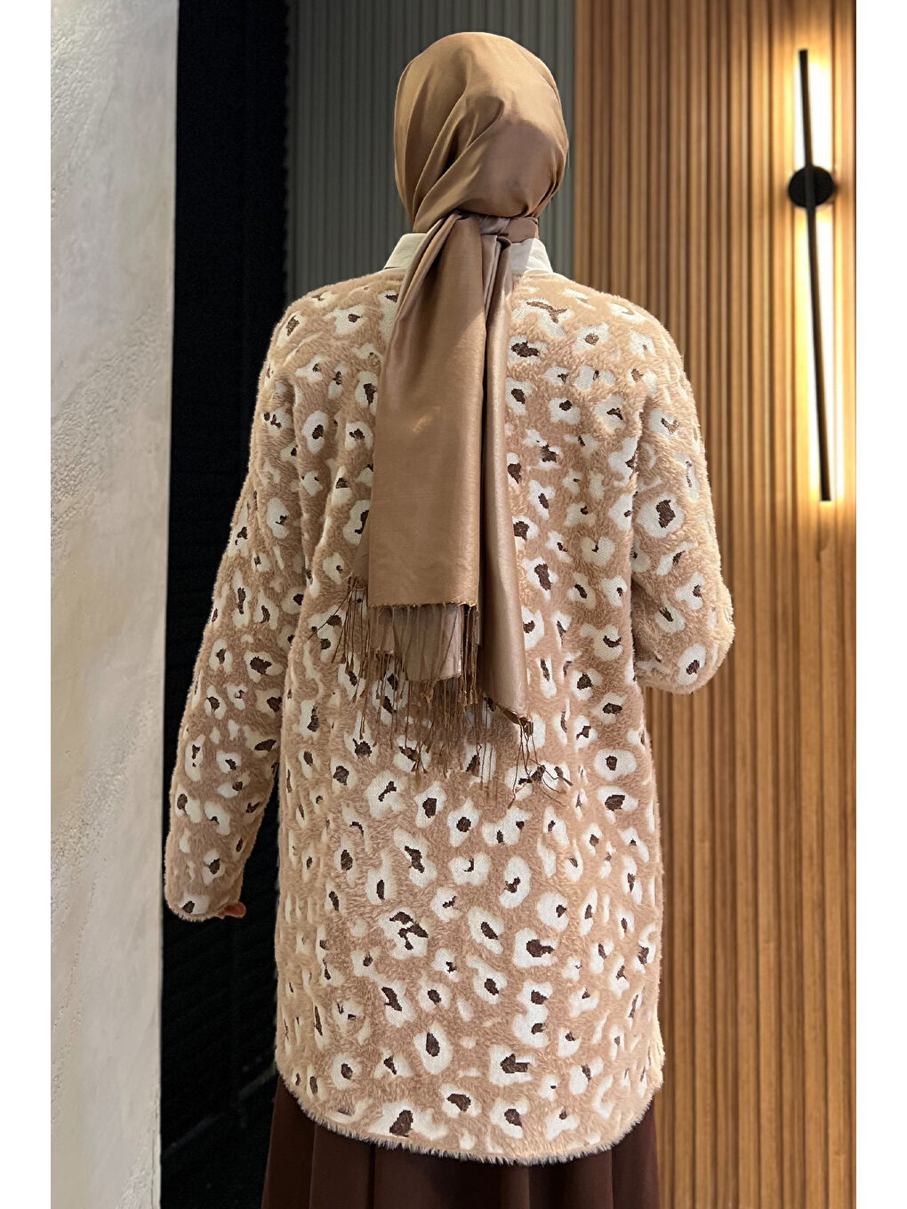 Julude Bej Leopar Desenli Sakallı Tesettür Triko Hırka - 7