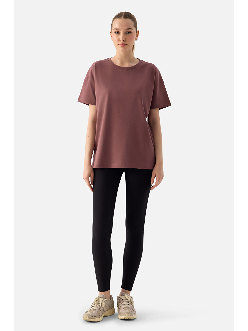 Pembe Elora Rahat Kalıp Oversize Koyu Gül Tişört-1