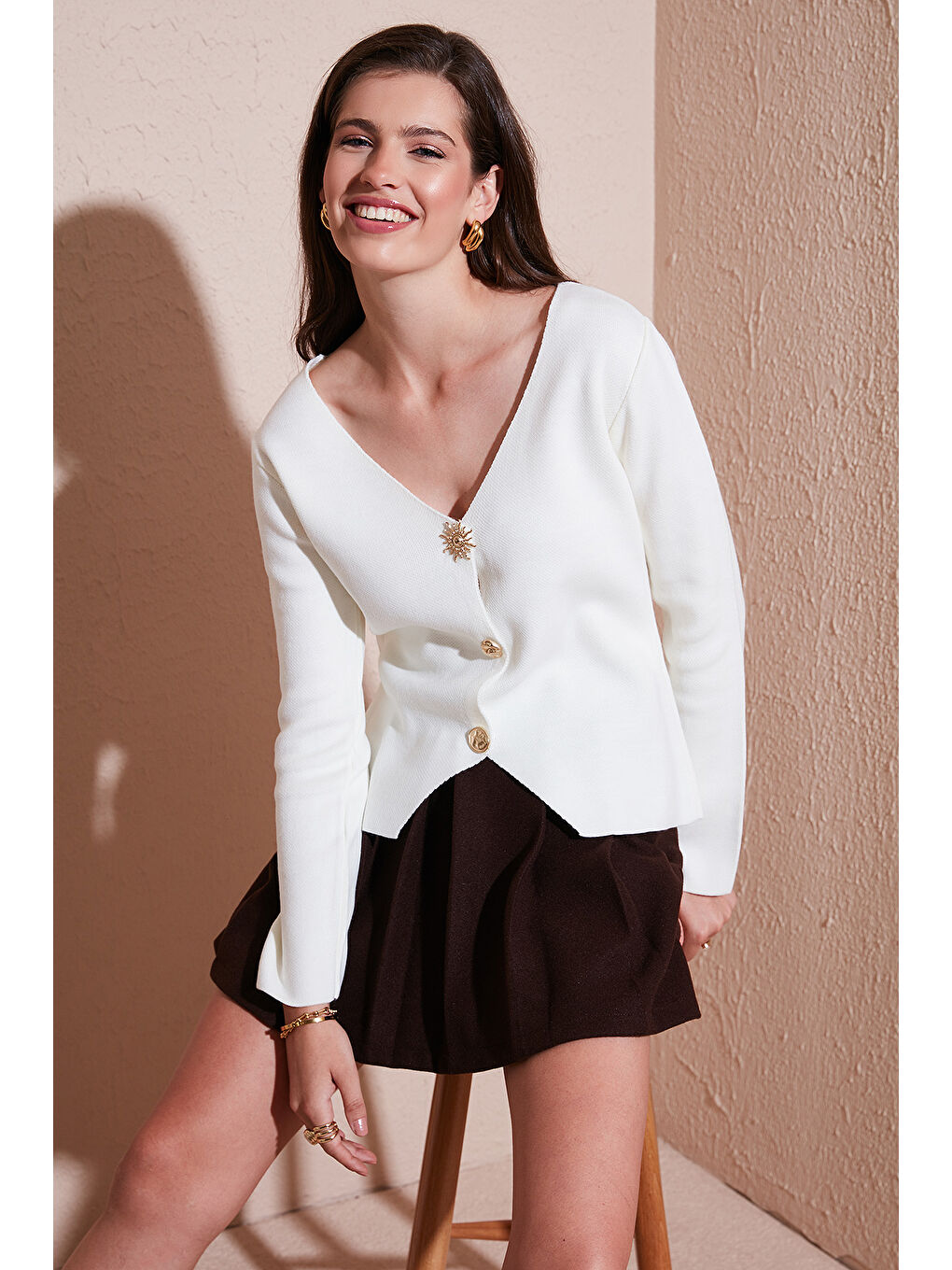 Ekru Premium Regular Fit V Yaka Düğmeli Triko Hırka 680HI00121-2