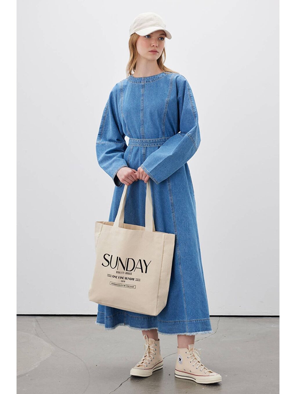 Bej Baskılı Körüklü Bez Çanta Sunday-3