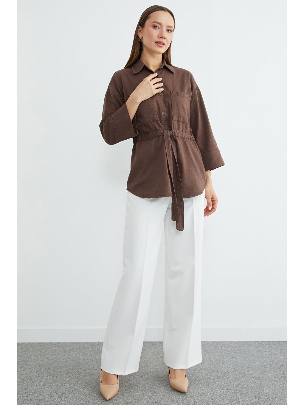 Kahverengi Beli Lastikli Düğmeli Gömlek-1