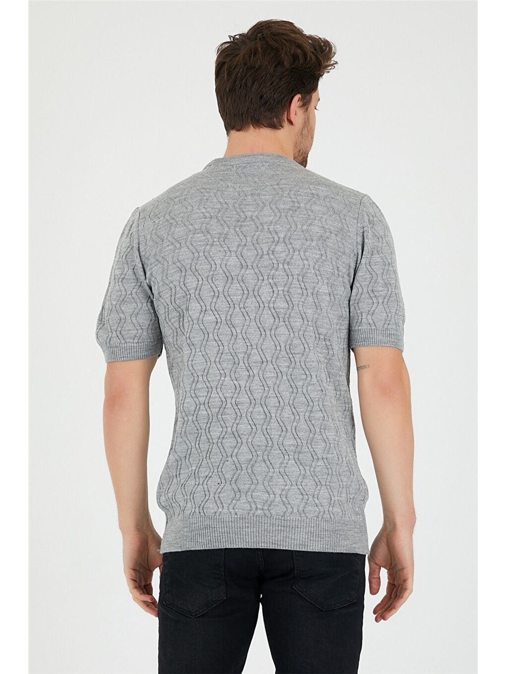 Gri Erkek Yuvarlak Yaka Desenli Örme T-shirt-2