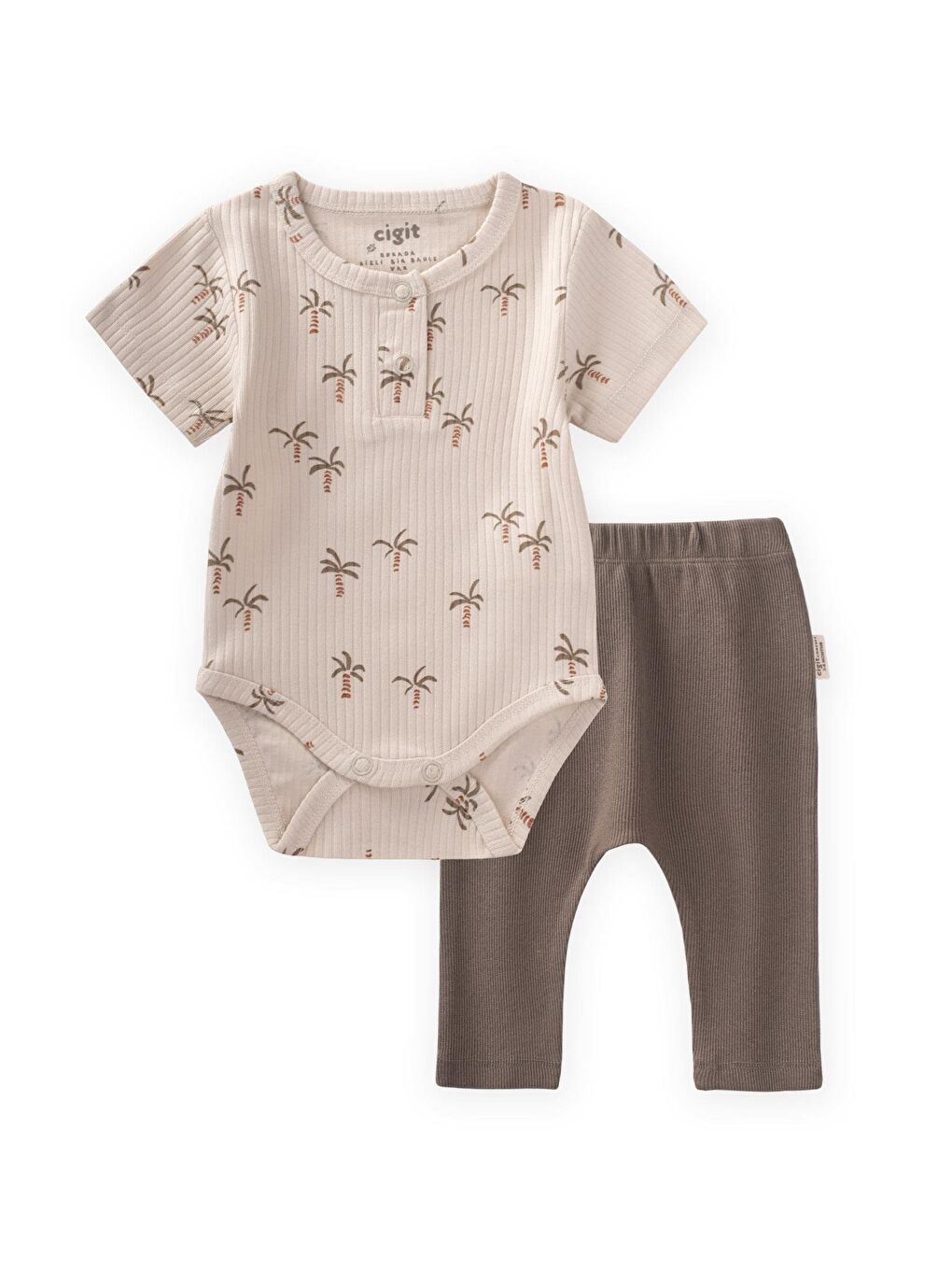 Yeşil Erkek Çocuk Desenli Takım