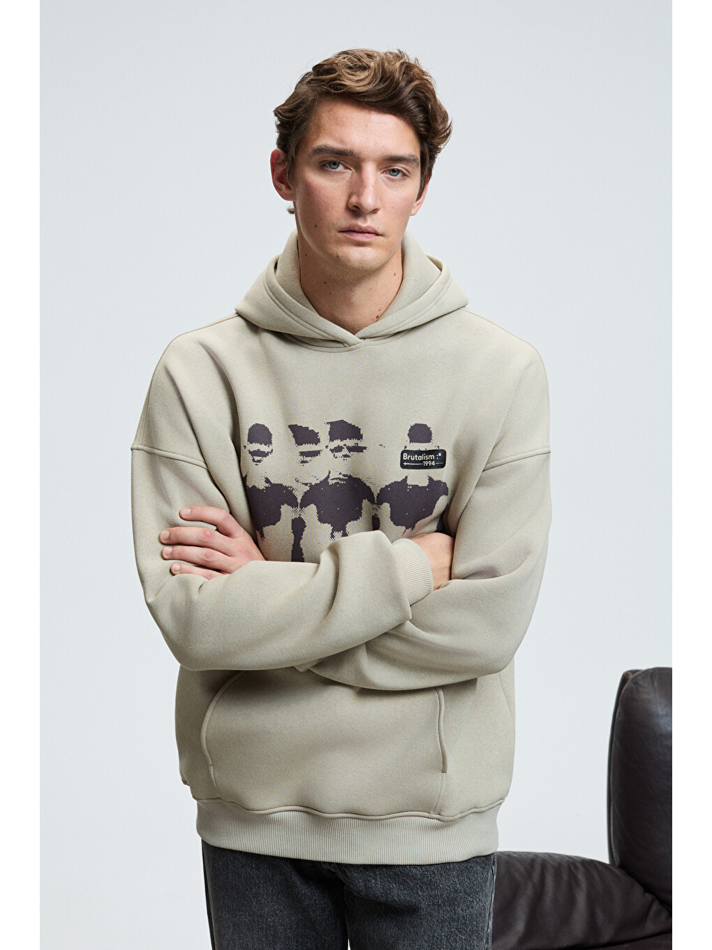 Bej Armand Erkek Kapüşonlu Kanguru Cepli Önü Baskılı Oversize Taş Sweatshirt-2