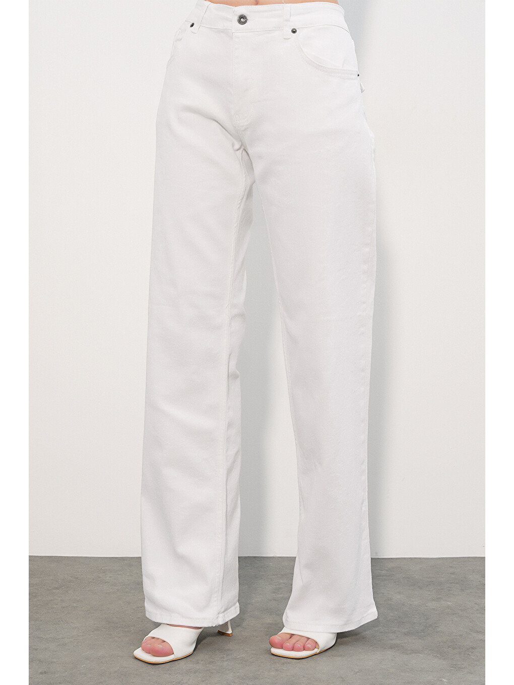 Kadın Geniş Paça Pul Detaylı Jean Pantolon 30124 - Beyaz-3