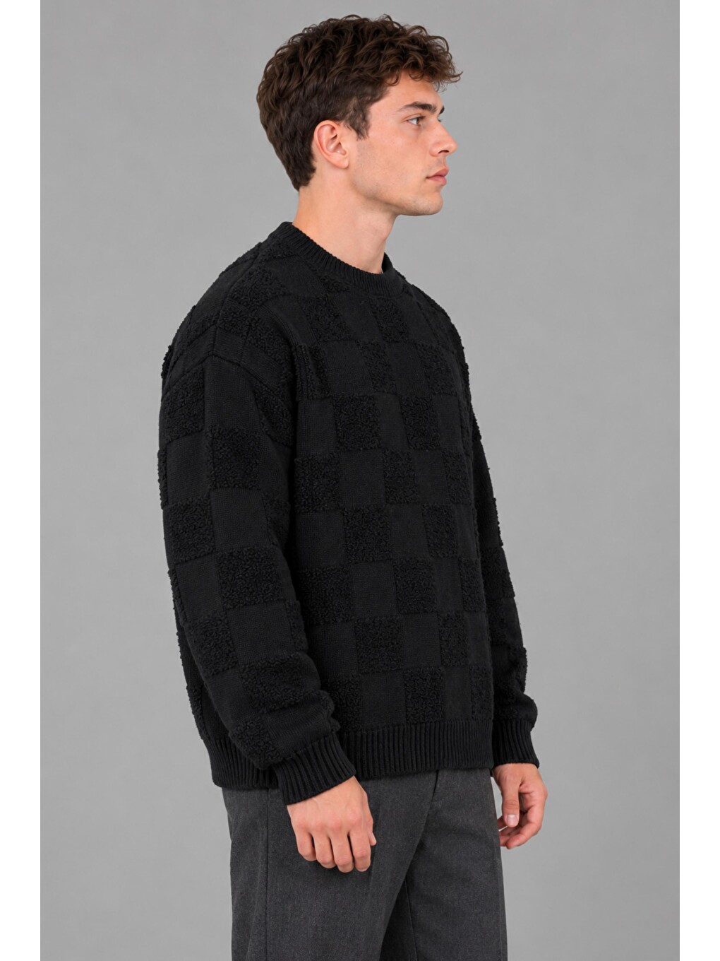Siyah Oversize Pelüş Kare Desen Kışlık Kazak Dp 18381_10062-3