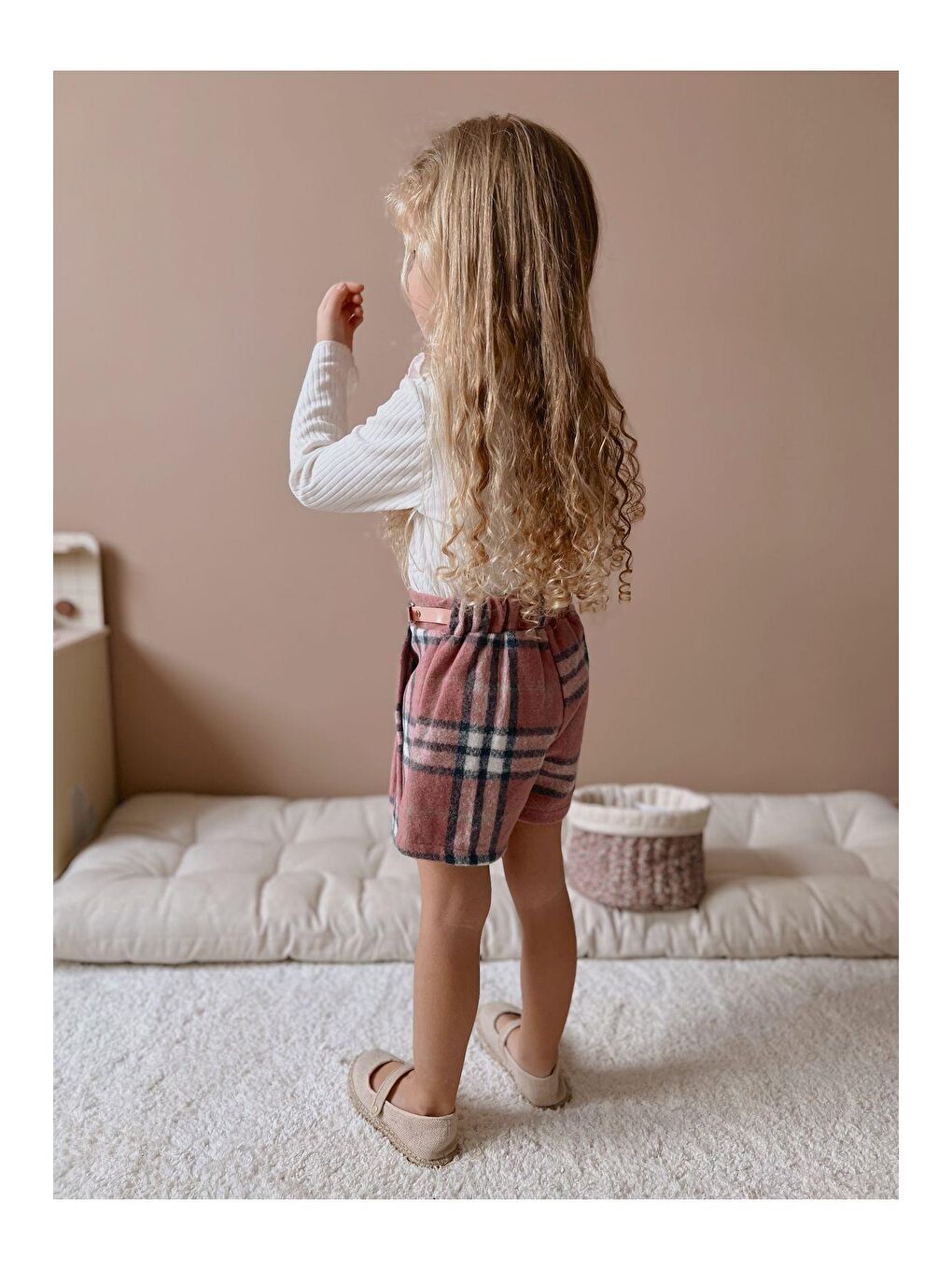 Pembe Kız Çocuk Beyaz Pamuklu Body Ekose Şort Etek Alt-Üst Takım-2