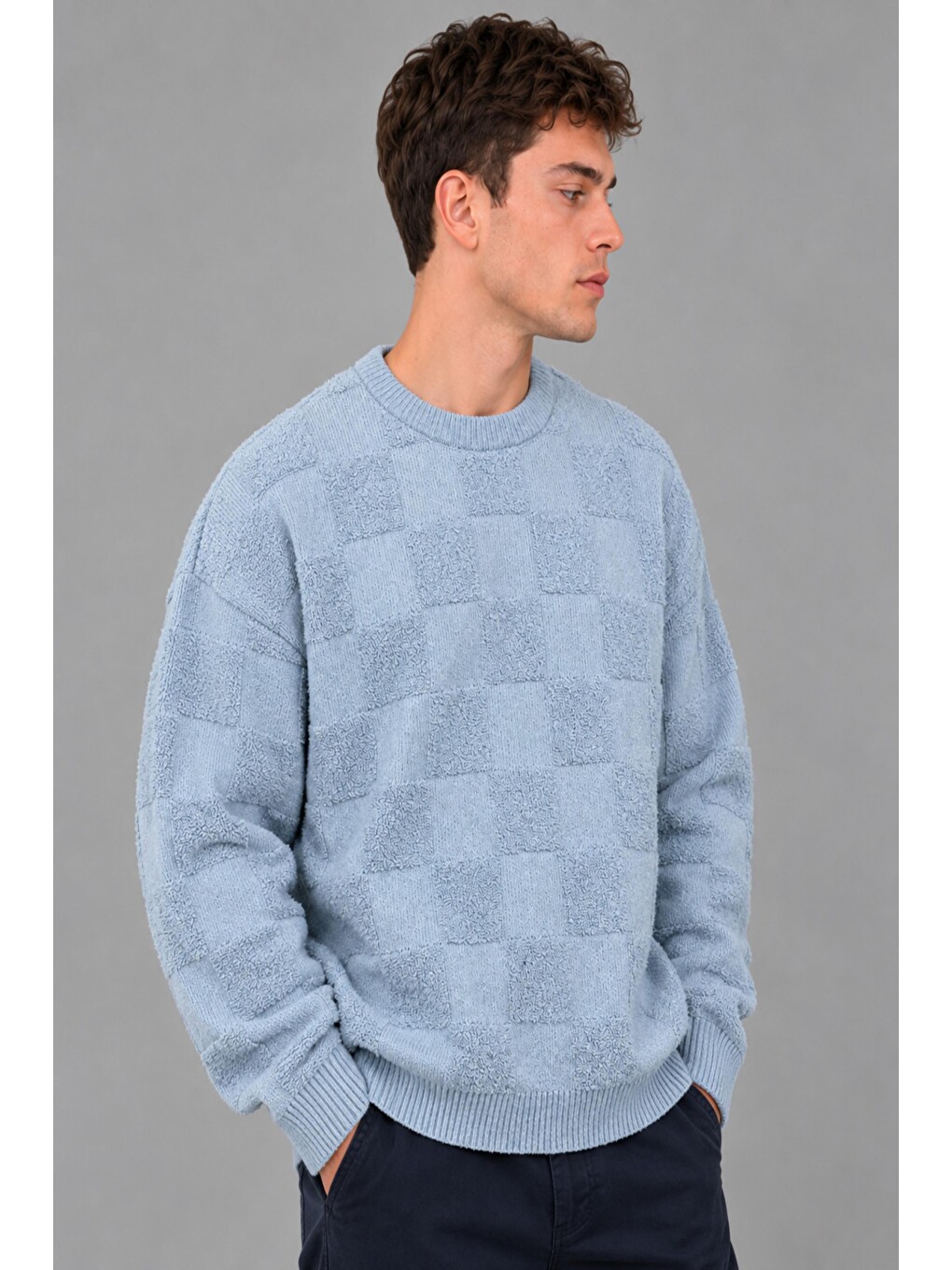 Mavi Oversize Pelüş Kare Desen Kışlık Kazak Dp 18381_10062-3