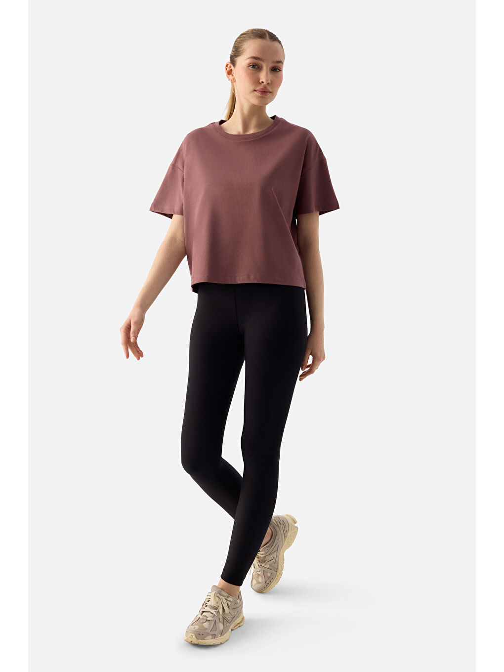 Pembe Noya Kısa Oversize Koyu Gül Tişört-1